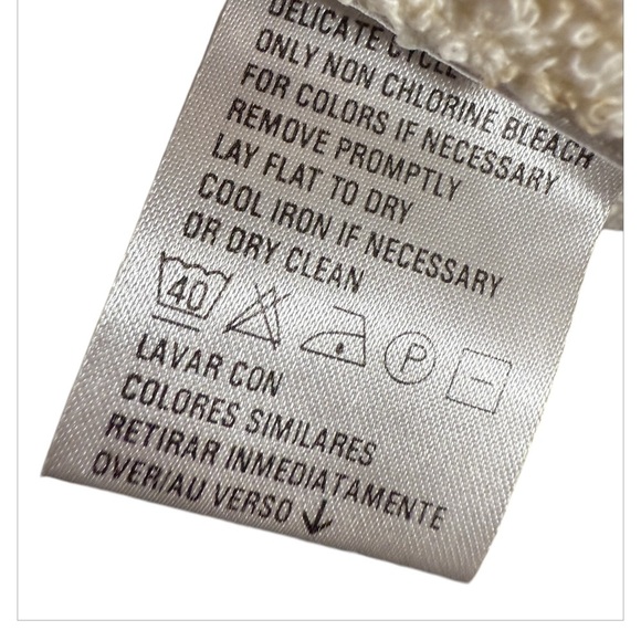 Vintage Snowflake Knit Tunic Length Sweater - Picture 5 of 9